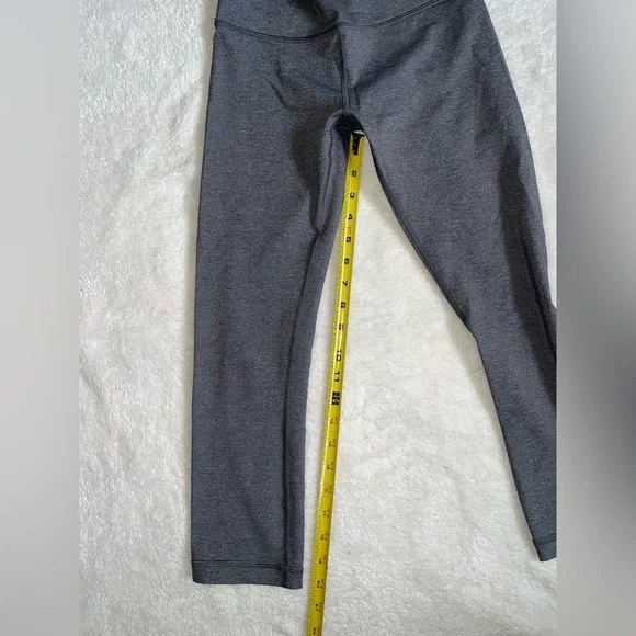 Lululemon Wunder Under Crop (Hi-Rise) - Picture 9 of 9